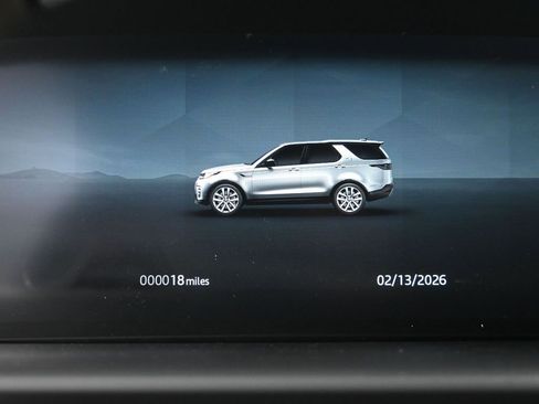 New 2026 Land Rover Discovery S AWD/4WD image 24