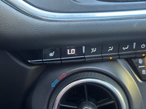 Used 2019 Chevrolet Blazer LT w/ Sun and Wheels Package AWD/4WD image 30