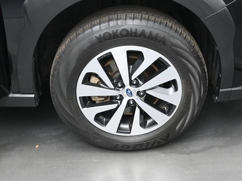 Used 2023 Subaru Outback Premium image 36