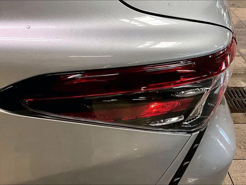 Used 2023 Toyota Camry SE image 34