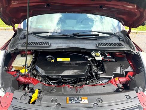 Used 2014 Ford Escape SE w/ Equipment Group 201A image 21