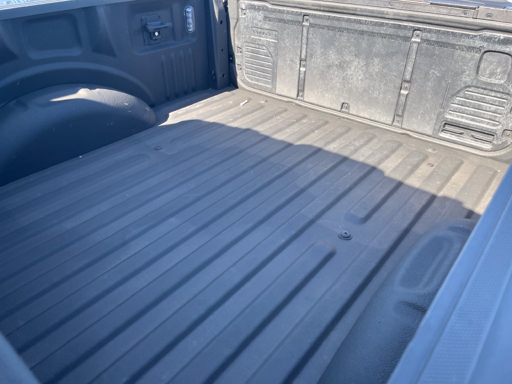 Used 2023 Ford F150 Lariat AWD/4WD image 10