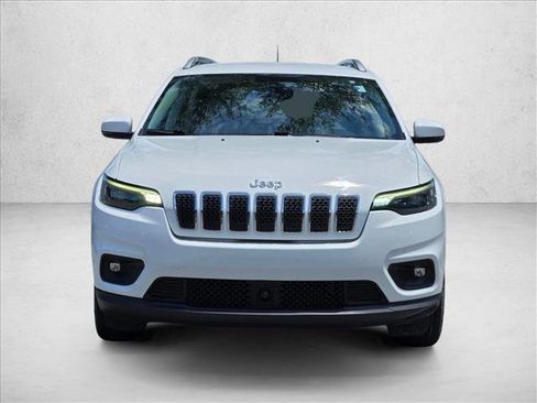 Used 2021 Jeep Cherokee Latitude Lux FWD image 2
