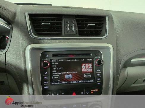 Used 2014 GMC Acadia SLT image 18