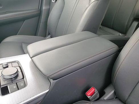 Certified 2025 MAZDA CX-90 Plug-In Hybrid w/Premium Sport image 22