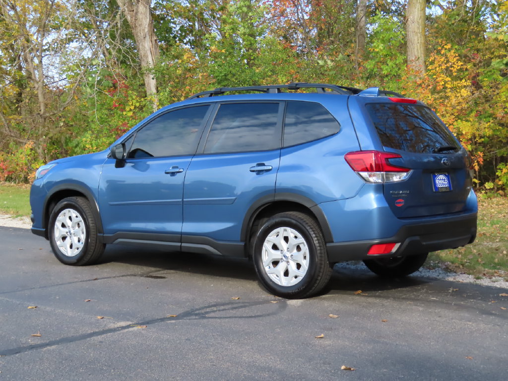 Used 2023 Subaru Forester AWD/4WD image 24