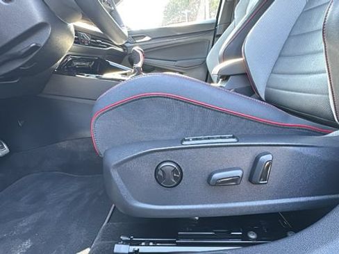 Used 2024 Volkswagen GTI SE FWD image 19