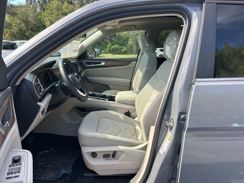 New 2026 Volkswagen Atlas SE image 15