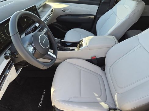 New 2026 Hyundai Tucson SEL image 13