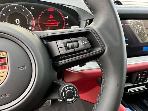 Certified 2026 Porsche Cayenne S AWD/4WD image 23