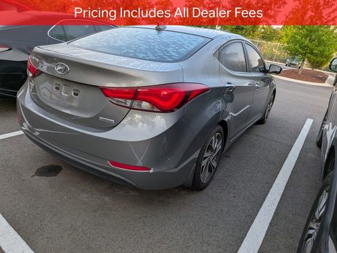 Used 2014 Hyundai Elantra Limited w/ Option Group 03 FWD image 6