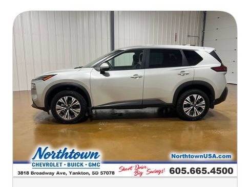 Used 2023 Nissan Rogue SV AWD/4WD image 2