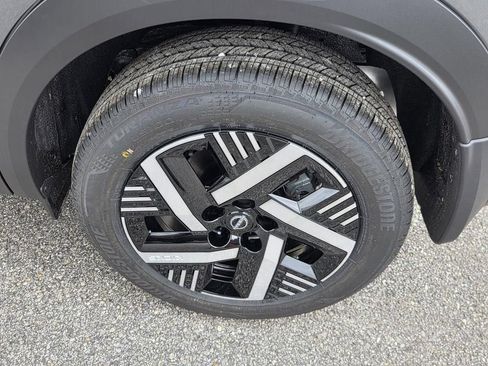 Used 2026 Nissan Kicks SV FWD image 30