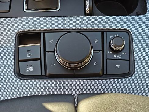 Certified 2024 MAZDA CX-90 Plug-In Hybrid w/ Premium Pkg image 30