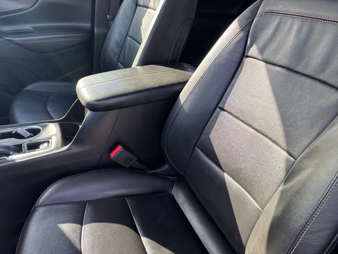 Used 2021 Chevrolet Equinox Premier w/ LPO, Floor Liner Package image 22