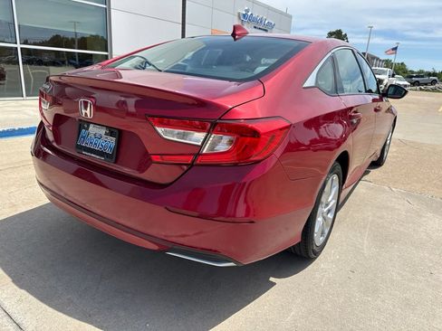 Used 2019 Honda Accord LX image 5