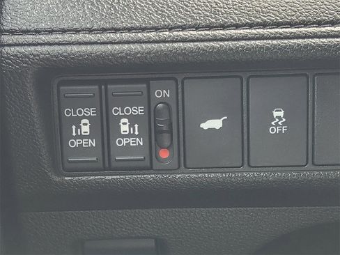 Certified 2025 Honda Odyssey Sport-L image 21