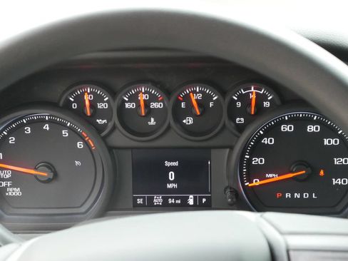 New 2026 Chevrolet Silverado 1500 Custom Trail Boss w/ LPO, Dark Essentials Package AWD/4WD image 17