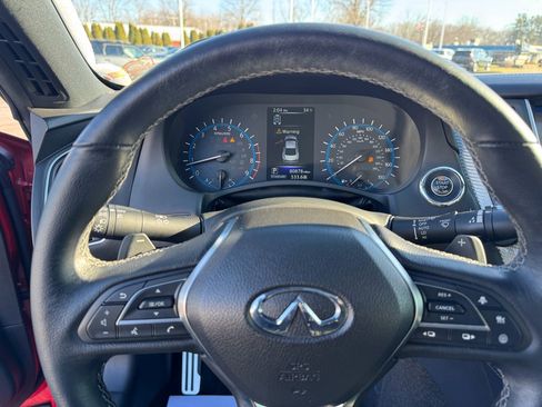 Used 2017 INFINITI Q60 Red Sport 400 image 25