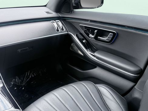 Used 2023 Mercedes-Benz S 500 4MATIC w/ AMG Line image 57