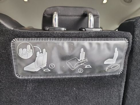 Used 2017 Chrysler Pacifica Touring-L Plus w/ Advanced Safetytec Group FWD image 42