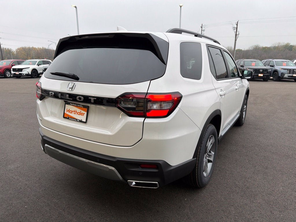 New 2026 Honda Pilot EX-L image 5
