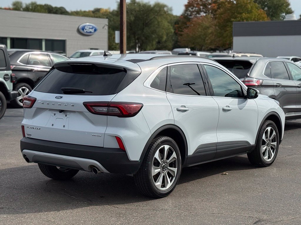 Certified 2025 Ford Escape Platinum AWD/4WD image 79
