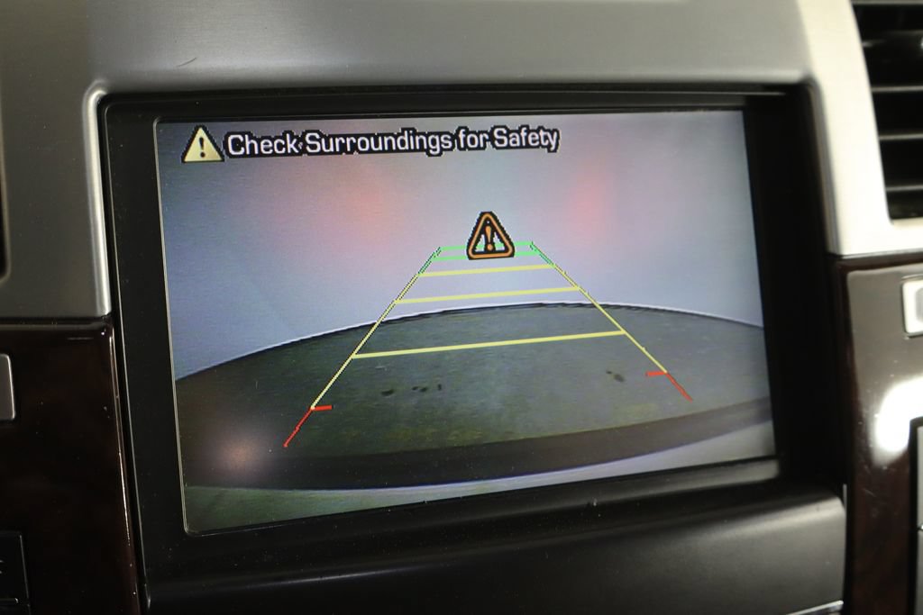 Used 2013 Cadillac Escalade Luxury AWD/4WD image 33