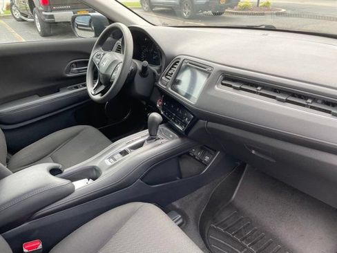Used 2016 Honda HR-V EX image 8