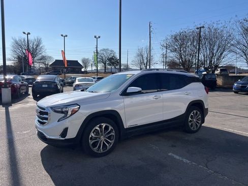 Used 2020 GMC Terrain SLT w/ Preferred Package image 14