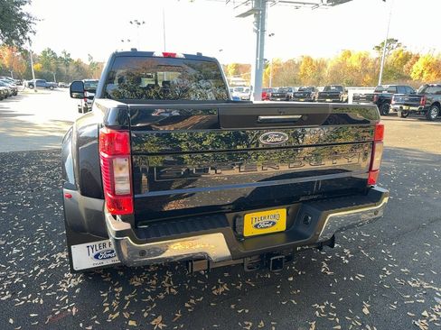 Used 2022 Ford F350 Lariat w/ Lariat Value Package image 8