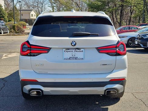 Used 2024 BMW X3 xDrive30i w/ Premium Package image 5