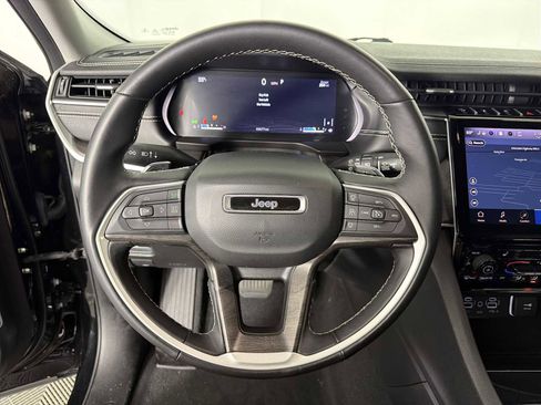 Used 2021 Jeep Grand Cherokee L Limited image 30