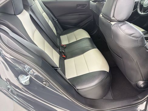 Used 2025 Toyota Corolla LE image 26