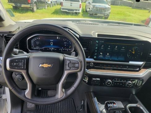 Used 2022 Chevrolet Silverado 1500 LT w/ Texas Edition Plus RWD image 16