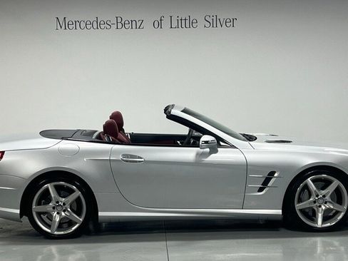 Used 2013 Mercedes-Benz SL 550 image 11