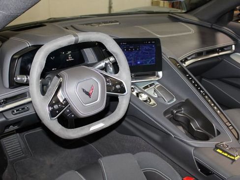 Used 2025 Chevrolet Corvette Z06 image 21