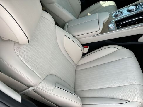 Certified 2024 Genesis GV80 3.5T w/ Advanced Package image 22