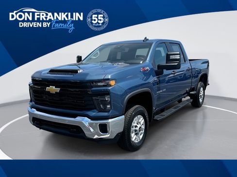 New 2026 Chevrolet Silverado 2500 W/T AWD/4WD image 1