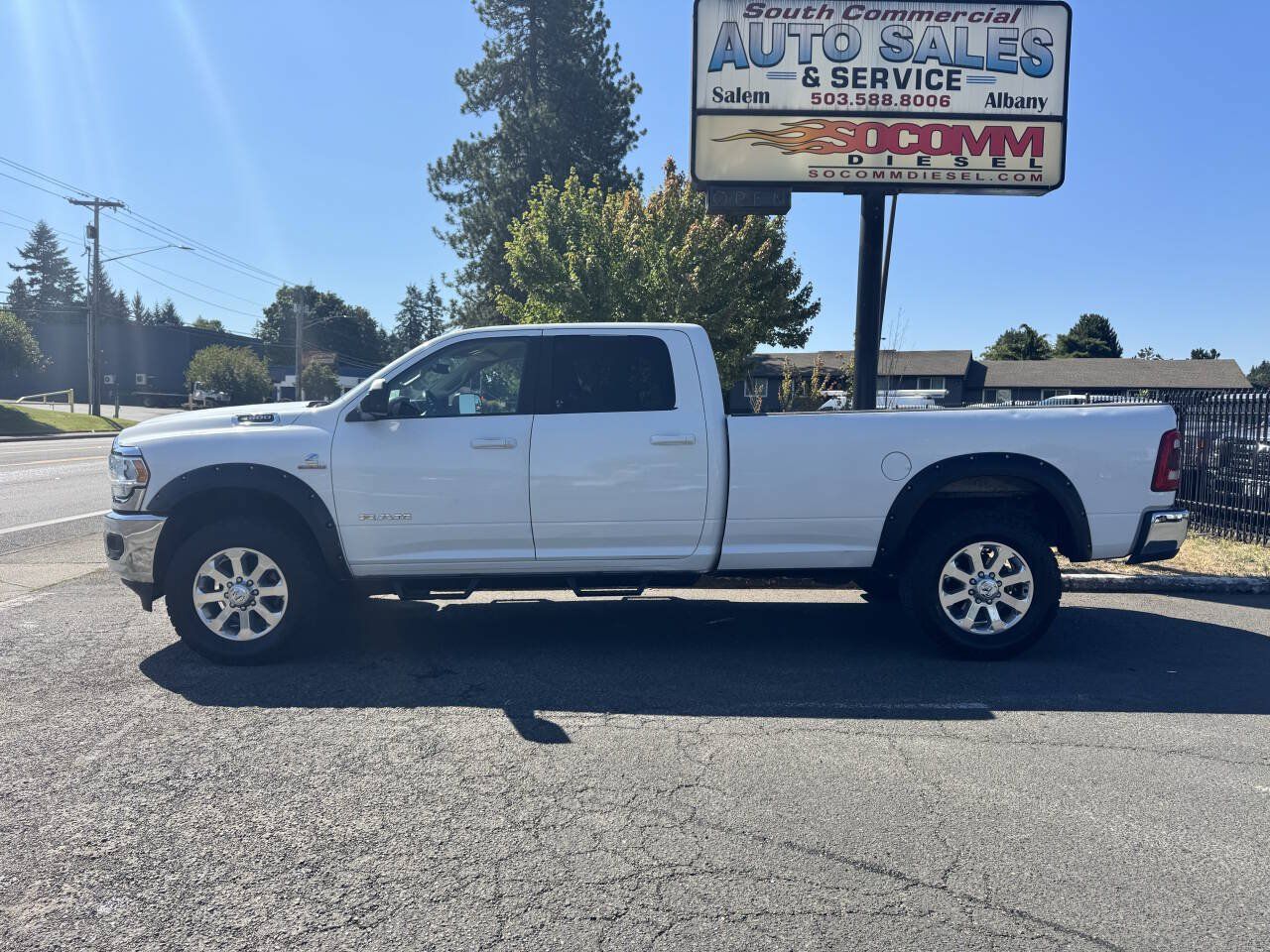 Used 2020 RAM 2500 Big Horn w/ Safety Group AWD/4WD image 3