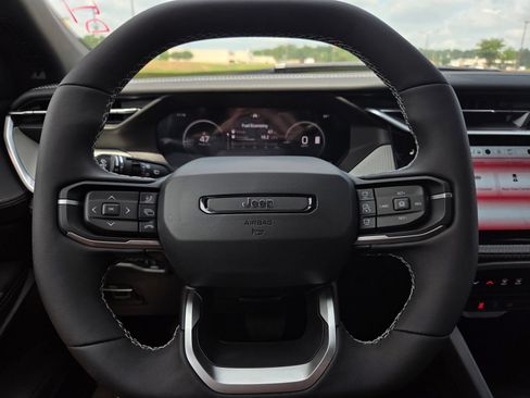 New 2026 Jeep Cherokee Limited AWD/4WD image 19