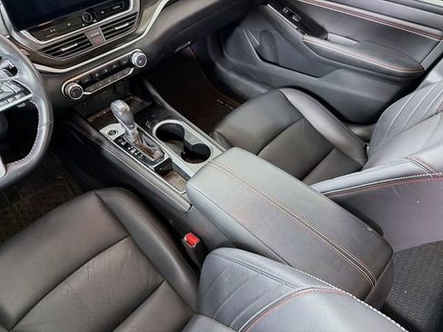 Certified 2023 Nissan Altima 2.5 SR w/ SR Premium Package FWD image 31