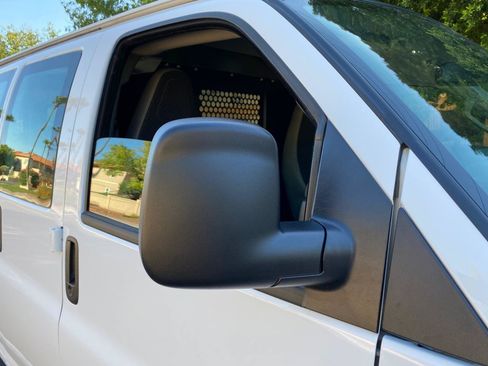 Used 2025 Chevrolet Express 2500 w/ Driver Convenience Package RWD image 13