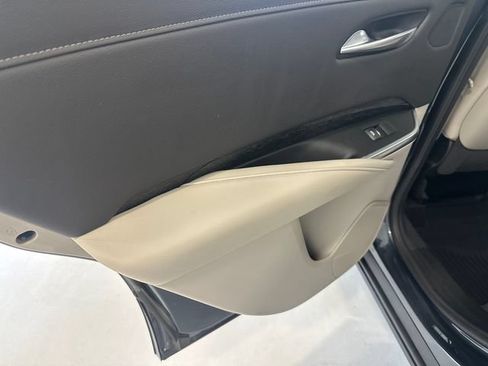 Used 2021 Cadillac XT4 Premium Luxury w/ Sun And Sound Package AWD/4WD image 25