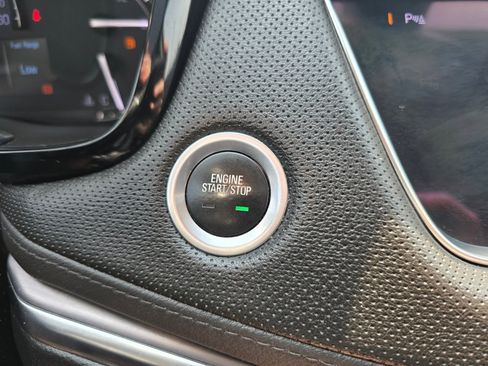 Used 2019 Cadillac XT5 Luxury image 8