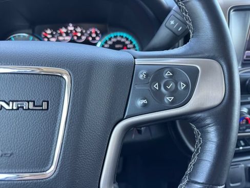 Used 2018 GMC Sierra 2500 Denali w/ Duramax Plus Package AWD/4WD image 17