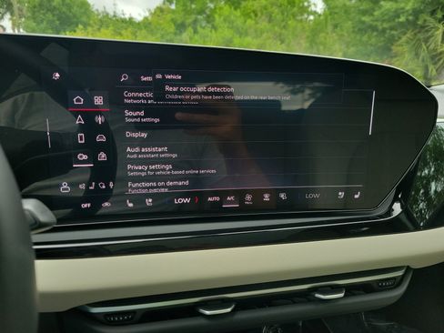 Certified 2025 Audi A5 2.0T Premium Plus w/ Premium Plus AWD/4WD image 25