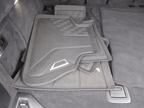 Used 2020 BMW X5 xDrive40i w/ Premium Package image 56