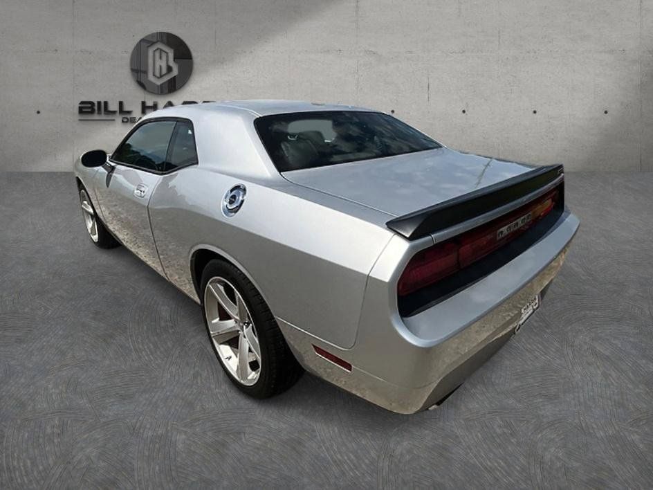 Used 2009 Dodge Challenger SRT8 w/ SRT Option Group II RWD image 7