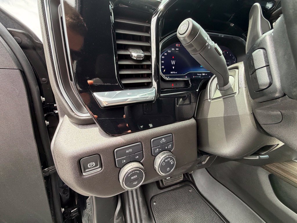 Used 2024 Chevrolet Silverado 1500 LT w/ True North Edition Plus AWD/4WD image 3